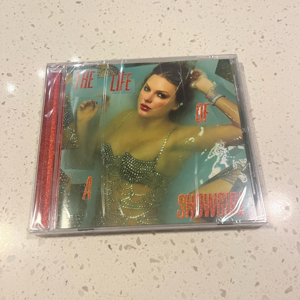 Taylor Swift The Life of a Showgirl CD Sealed